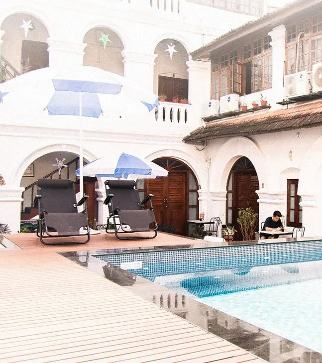 The Old Courtyard, photographie 4